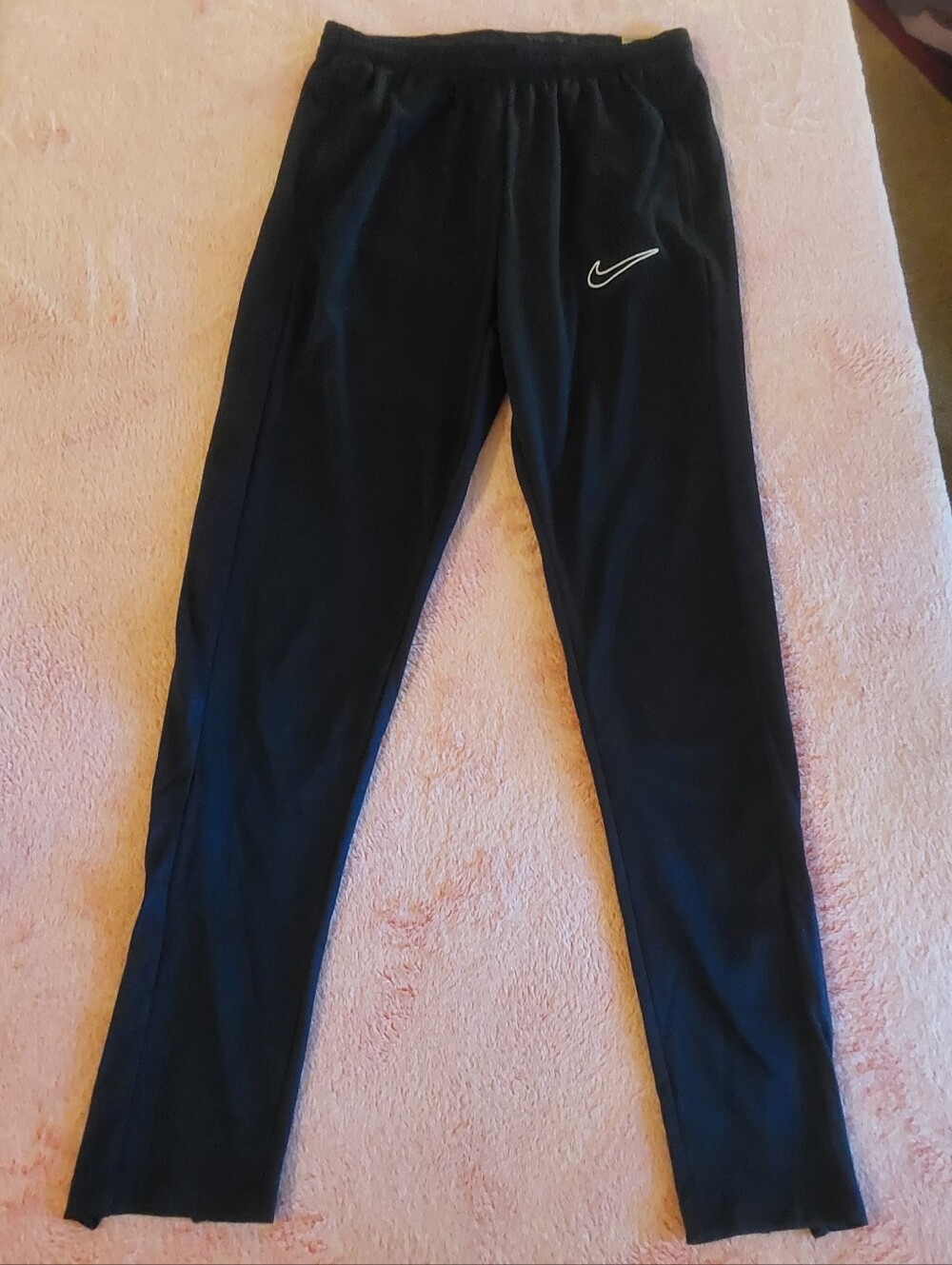 🌺 NWT Nike Dri Fit Black Athletic Pants with Swoosh